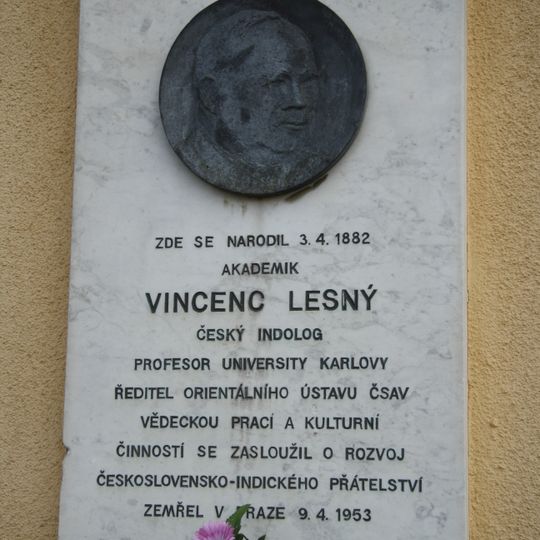 Pamětní deska Vincence Lesného