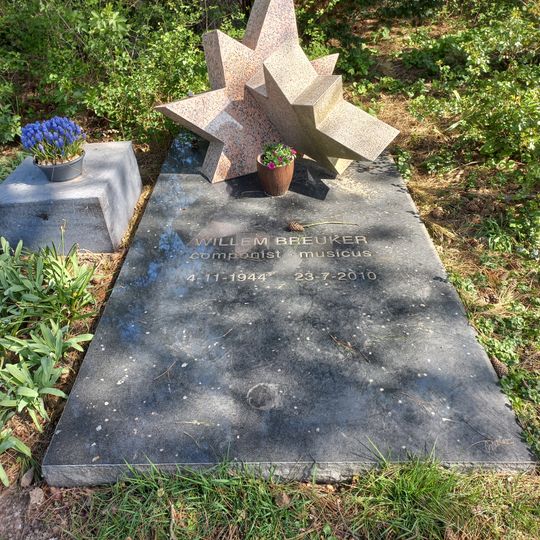 Grafmonument van Willem Breuker