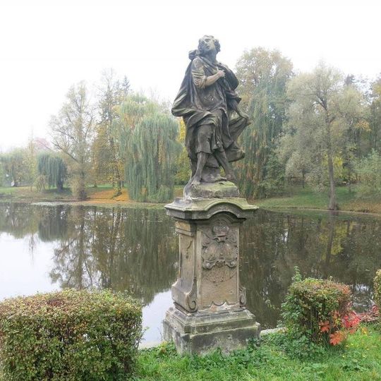Socha svatého Jana Evangelisty na Kerkově nábřeží pod zámkem v Libochovicích
