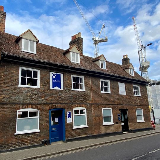 19 And 21, Victoria Street