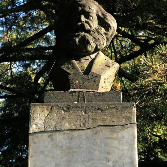 Bust of Karl Marx in Novaya Ladoga