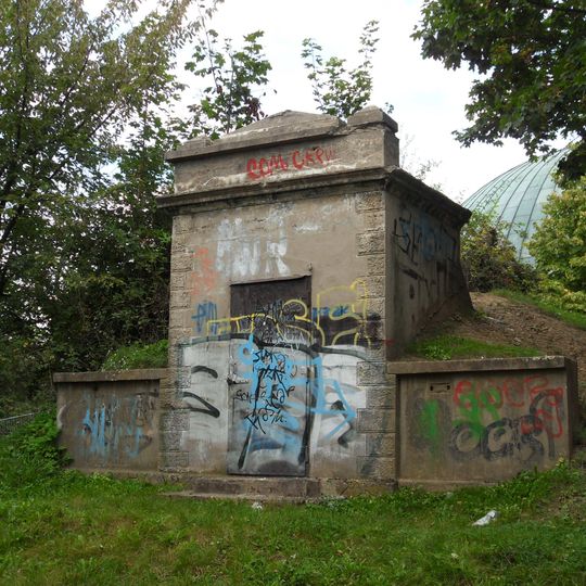 Kraví hora old water supply building