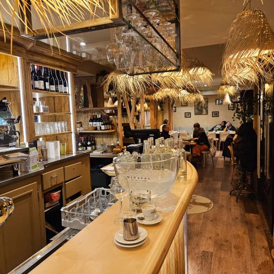 Le Village Café