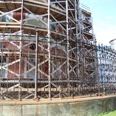 Металлическая ограда с восточной стороны внешнего каре (Сортавальское г.п.)