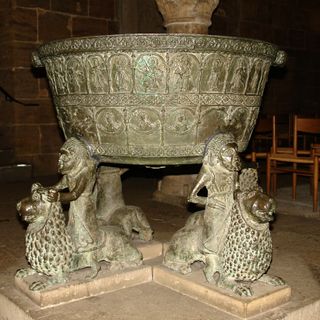 Romanesque baptismal font of Bremen Cathedral