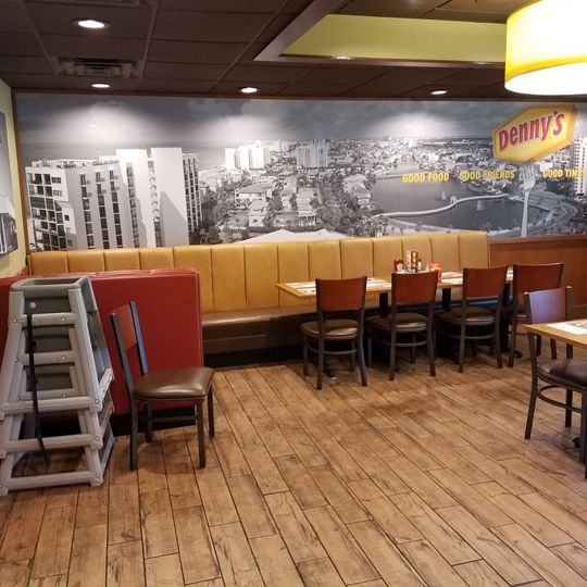 Denny's