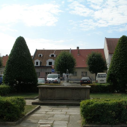 Čtvercová kašna v Kunžaku