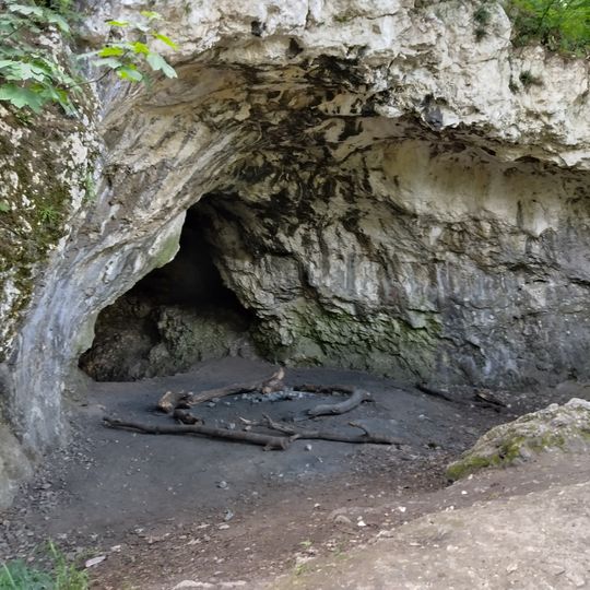 Mackó Cave