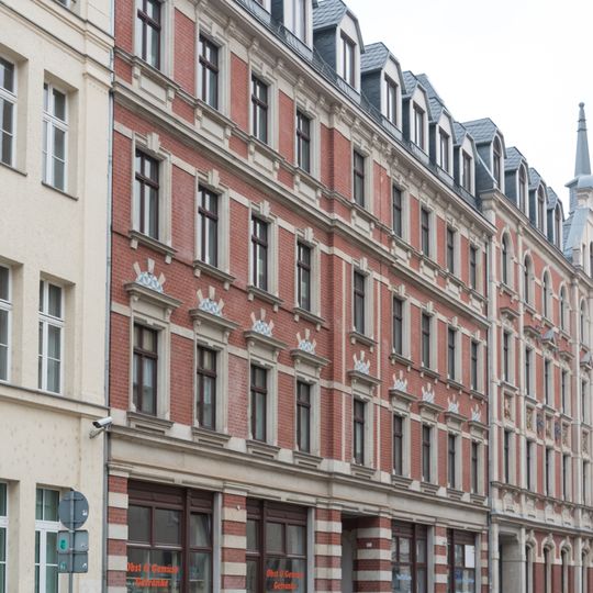 Teil einer Mietshausgruppe Weißenfelser Straße 9