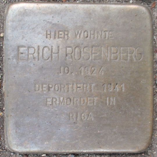 Stolperstein dedicated to Erich Rosenberg