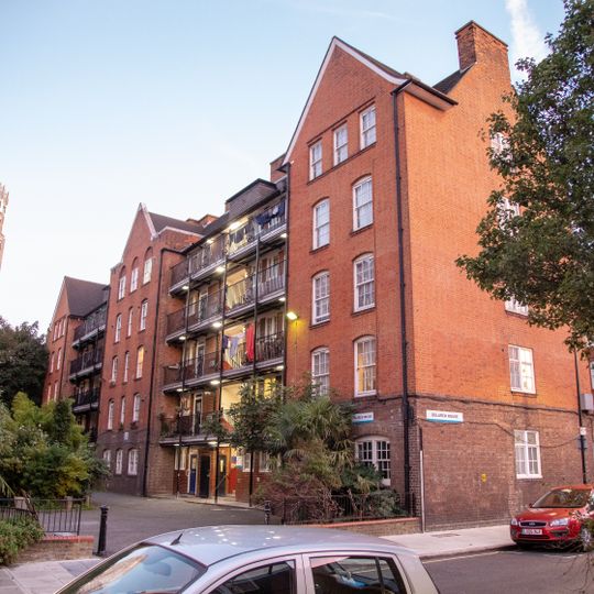 Delarche House, Webber Row London County Council Estate