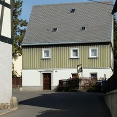 Häuslerhaus Neundorfer Straße 8