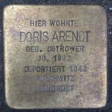 Stolperstein en memoria de Doris Arendt