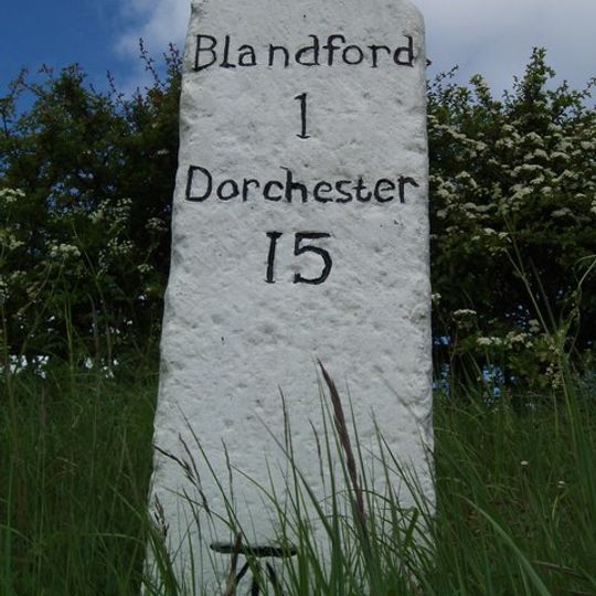 Milestone, 25m N of small layby