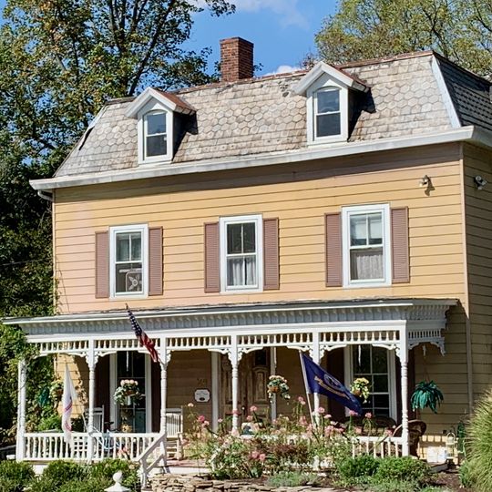 Annandale Historic District