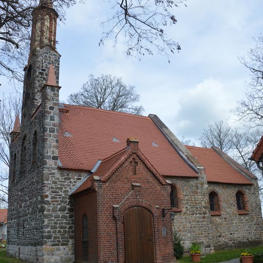 Evangelische Dorfkirche
