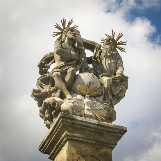 Sousoší Nejsvětější Trojice ve Starém Městě na náměstí Osvobození