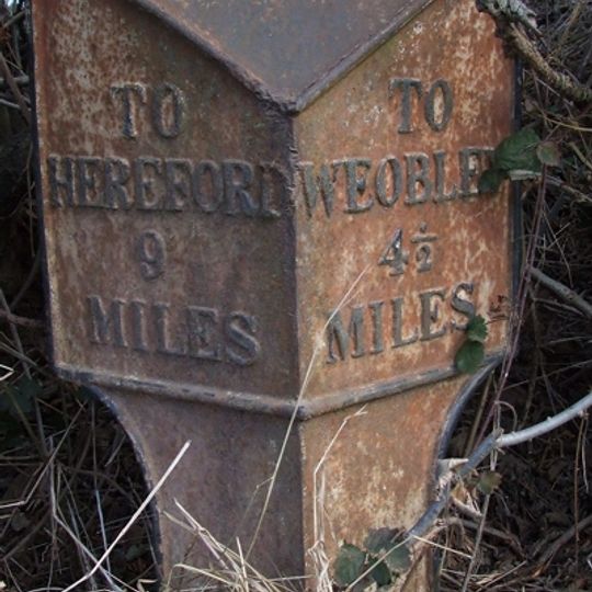Milepost, N end village