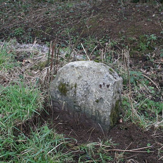 Milestone, Colleton Mills, 200m W of old tollhouse, 10m W of bridge