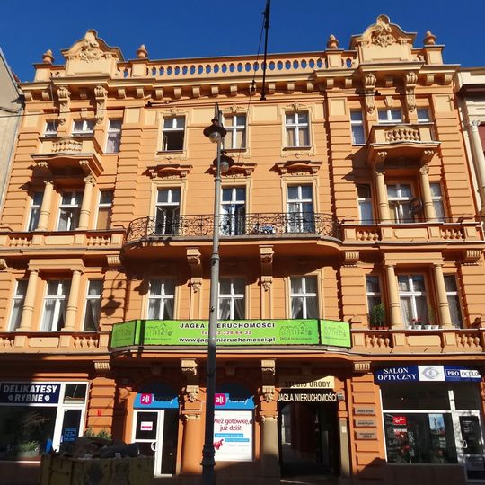 Tenement at Gdanska street 33