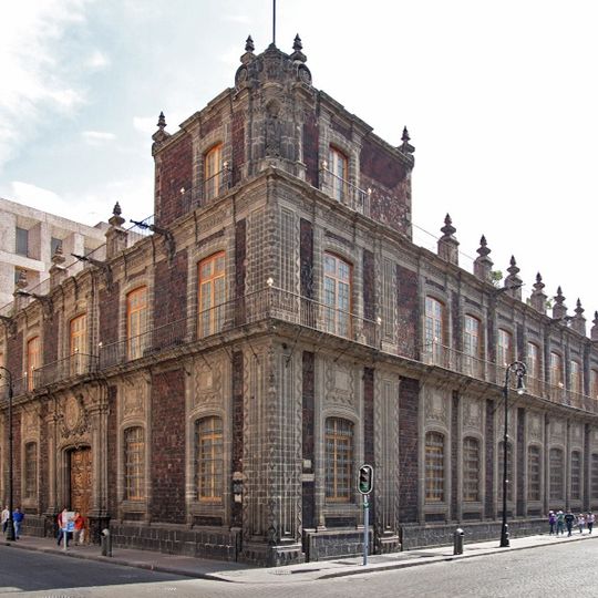 Palacio de los Condes de San Mateo de Valparaiso
