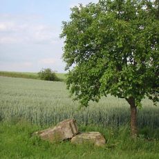 Kříž mezi Chrášťany a Krásným Dvorem