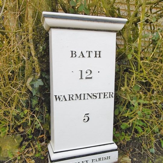 Milepost, Leigh Farm, Standerwick, where old road is walled off