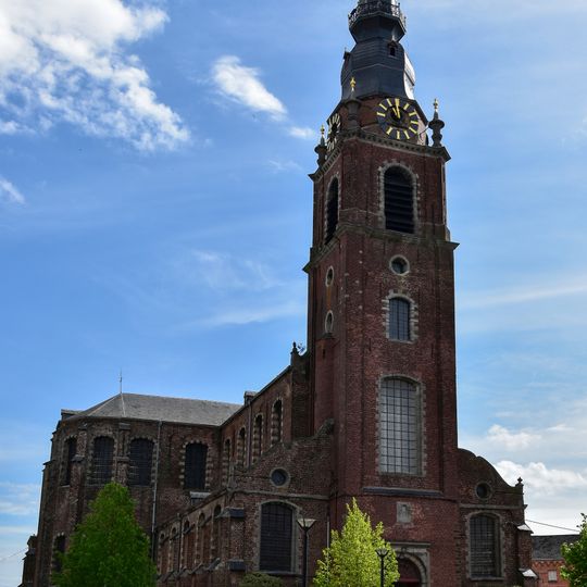 Collégiale Saint-Pierre de Leuze-en-Hainaut