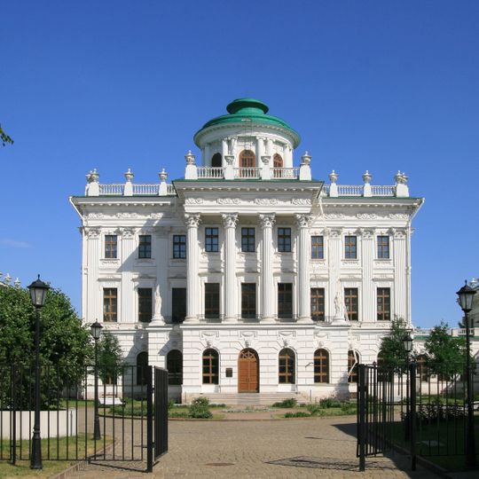 Главный дом