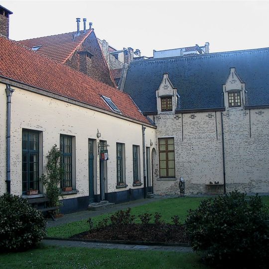 Godshuis Jan Van der Biest