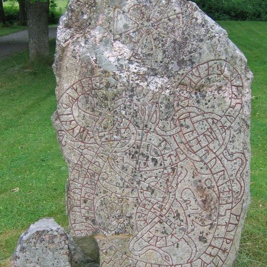 Uppland Runic Inscription 241