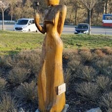 Statue Dívka s růží in Týnec nad Sázavou