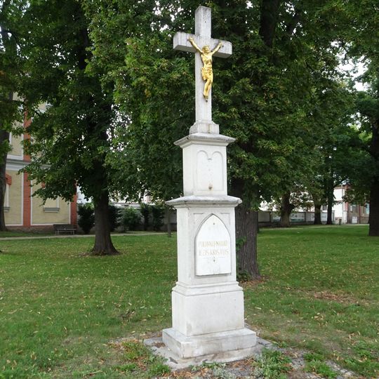 Kříž v Krnově na Dvořákově okruhu