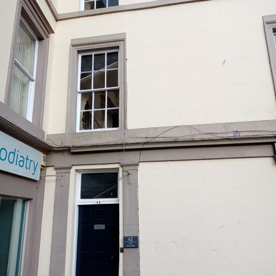 Kelso, 42, 44 The Square