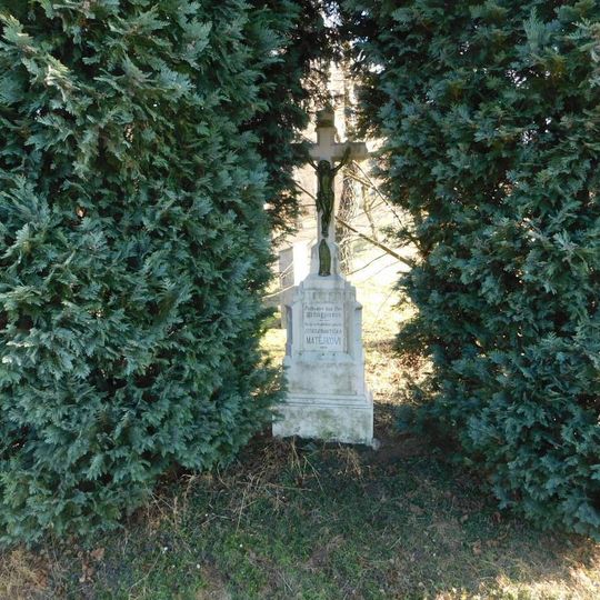 Kříž Josefa a Farntišky Matějkových u silnice jižně od Vyskytné