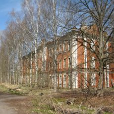 Офицерский флигель (Павловск)