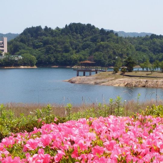 Ikedaike Park