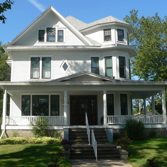 Andrew and Mary Stavig House