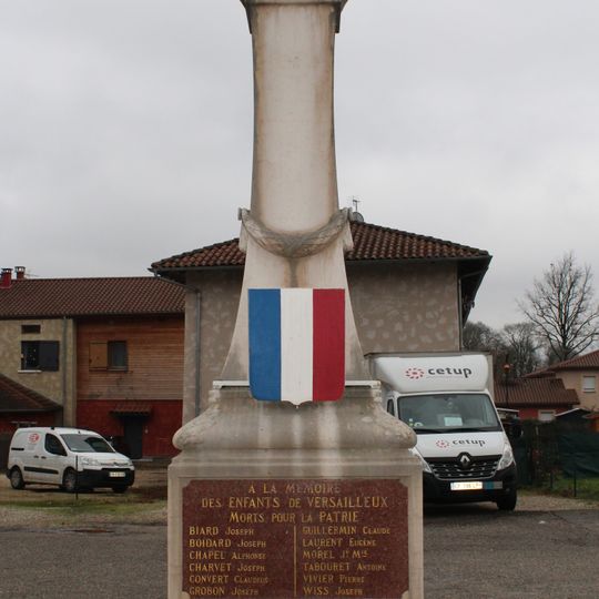 War memorial of Versailleux