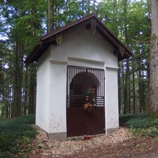 Kaplička svaté Rozálie se třemi hroby rodiny Tressů z Vodokrt