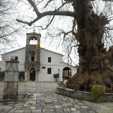 Church of Taxiarches, Tsagkarada