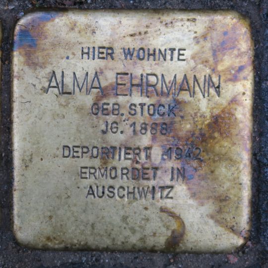 Stolperstein en memoria de Alma Ehrmann