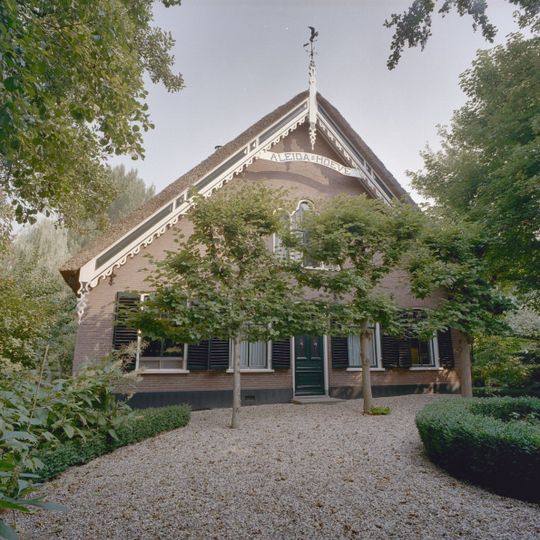 Lekdijk West 26, Lopik