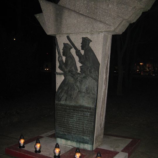 Pomnik Zdobywców Lotniska Ławica