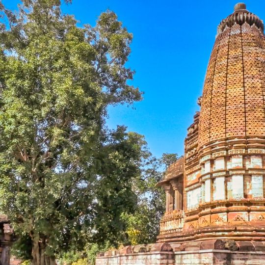 Shiva temple and monastery, Chandrehe