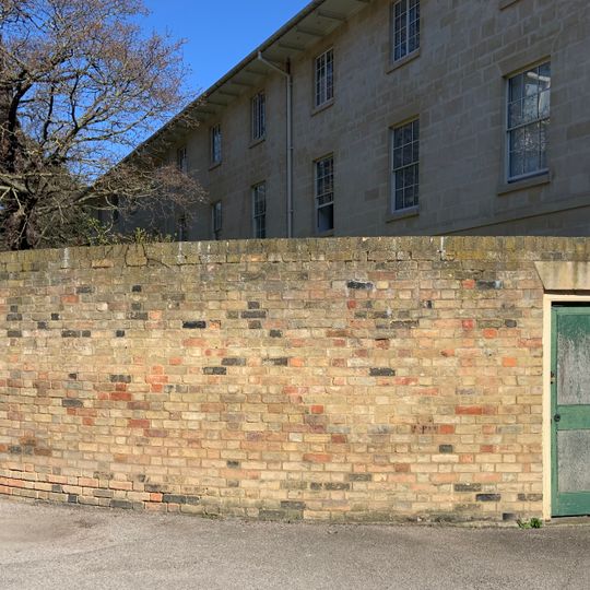 Downing College, Boundary Wall Fronting Tennis Court Road