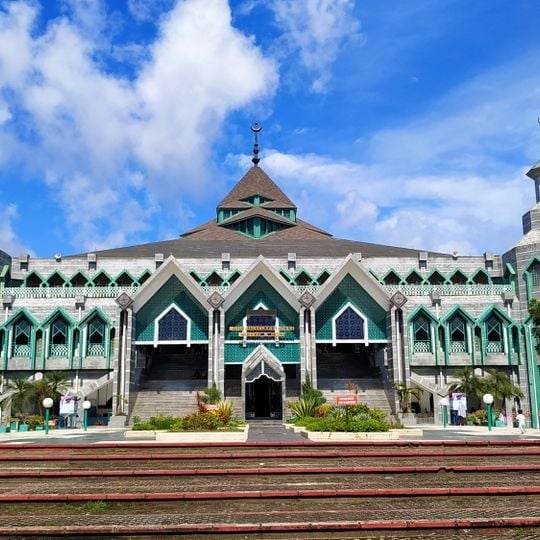 Al-Markaz Al-Islami Mosque