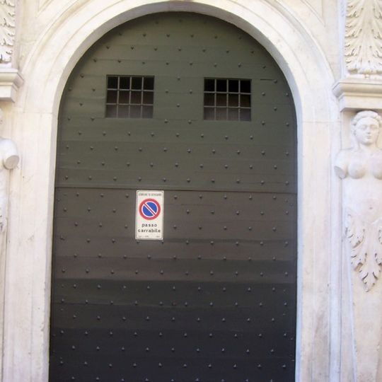 Palazzo Grumelli poi Pesenti