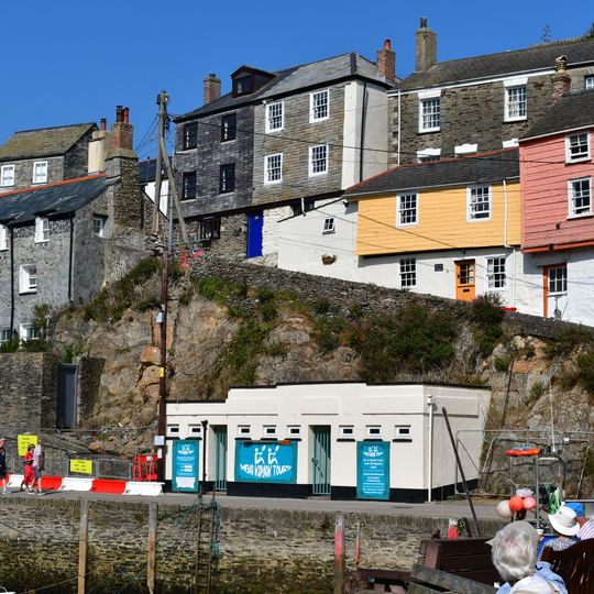 20 And 21, The Cliff