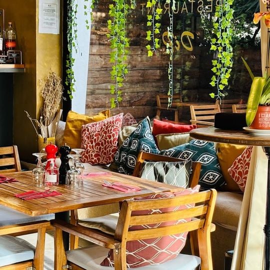 DiP restaurant